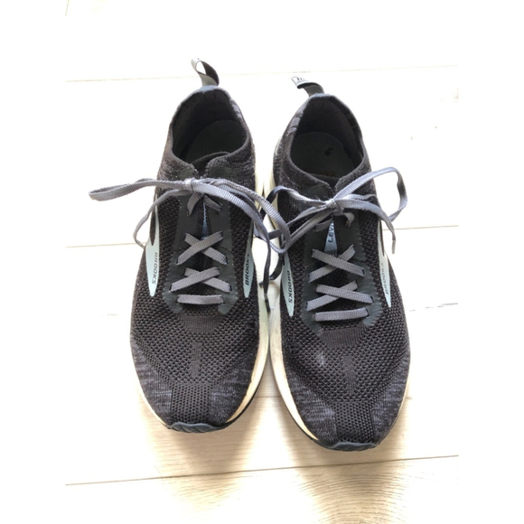 Brooks Shoes - Brooks Levitate 4.0 Sneakers Size 7.5